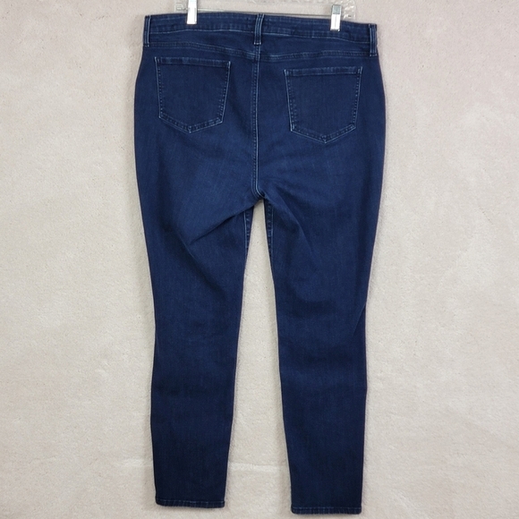 NYDJ‎ High Rise Straight Leg LiftXTuck Technology Denim Blue Jeans Sz 16 PLUS - Picture 3 of 14